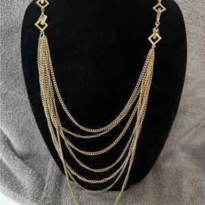 💎Elegant Gold Toned Chain Necklace